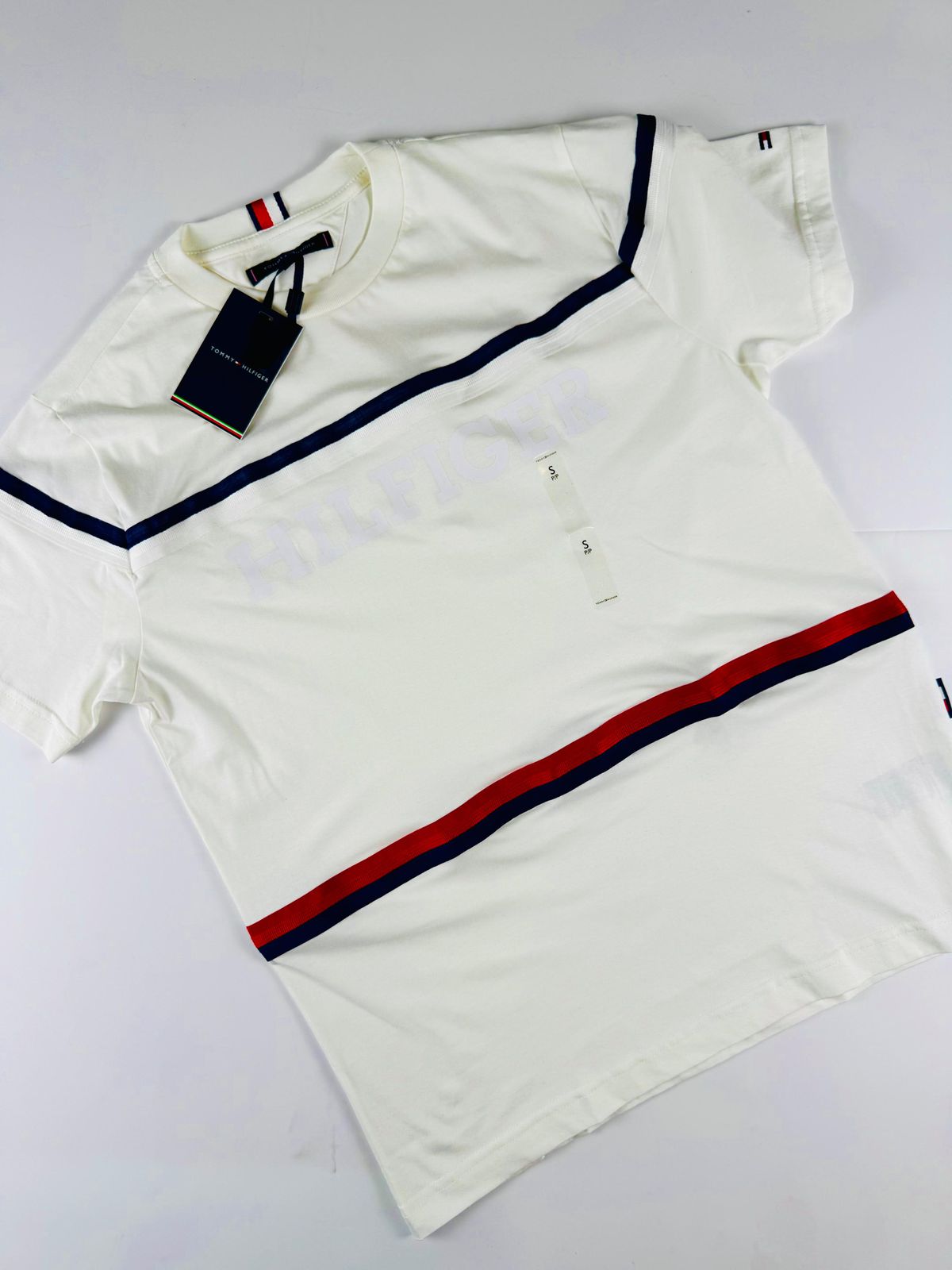 Camiseta Tommy Hilfiger - SP GRIFES - Camisetas Importadas no Atacado
