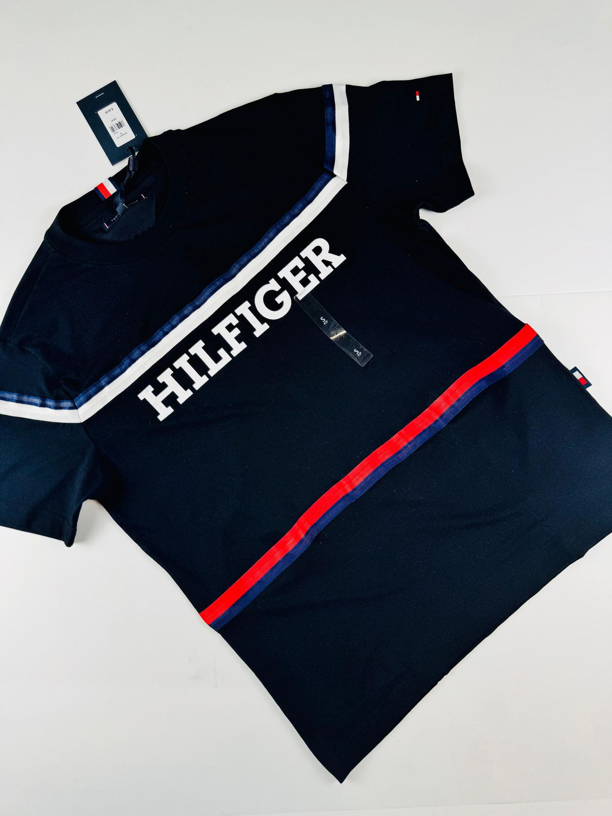 Camiseta Tommy Hilfiger - Marinho - SP GRIFES - Camisetas Importadas no Atacado