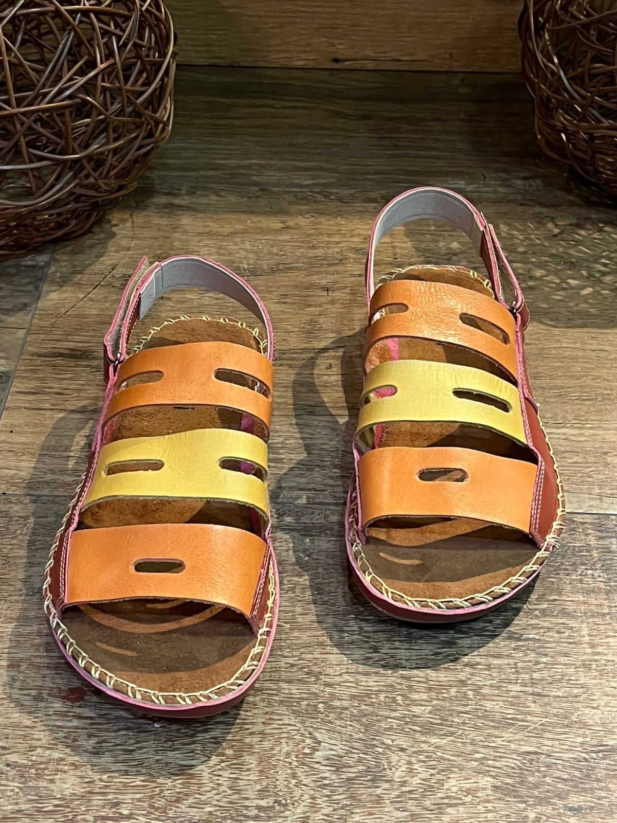 Sandália Feminina Teselli Maya 52 Café/Verm/Laranj... - Teselli