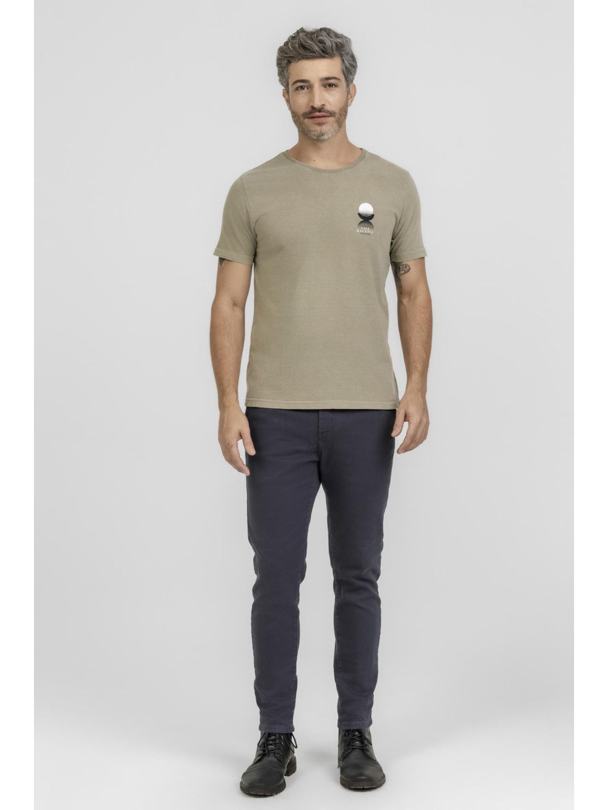 Camiseta King e Joe Estonada Balance Kaki CA245060... - Teselli