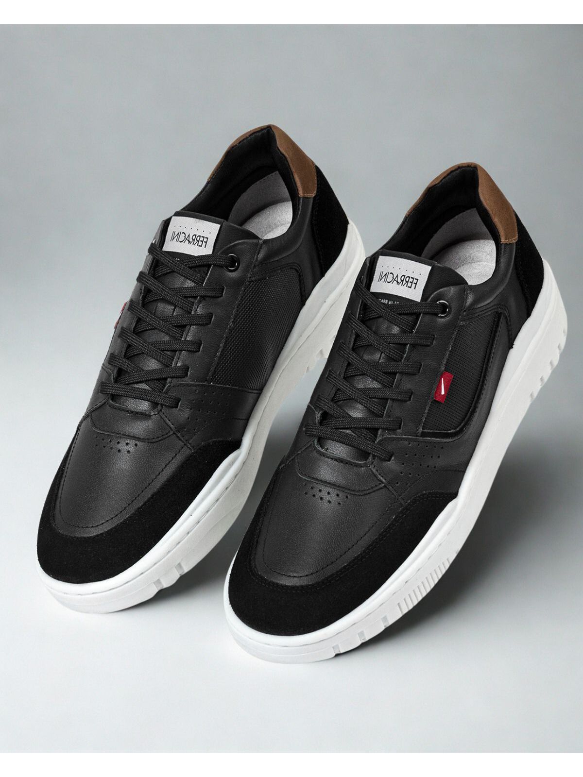 Sneaker Ferracini Napa Titanium Preto 7401 - 64255 - Teselli