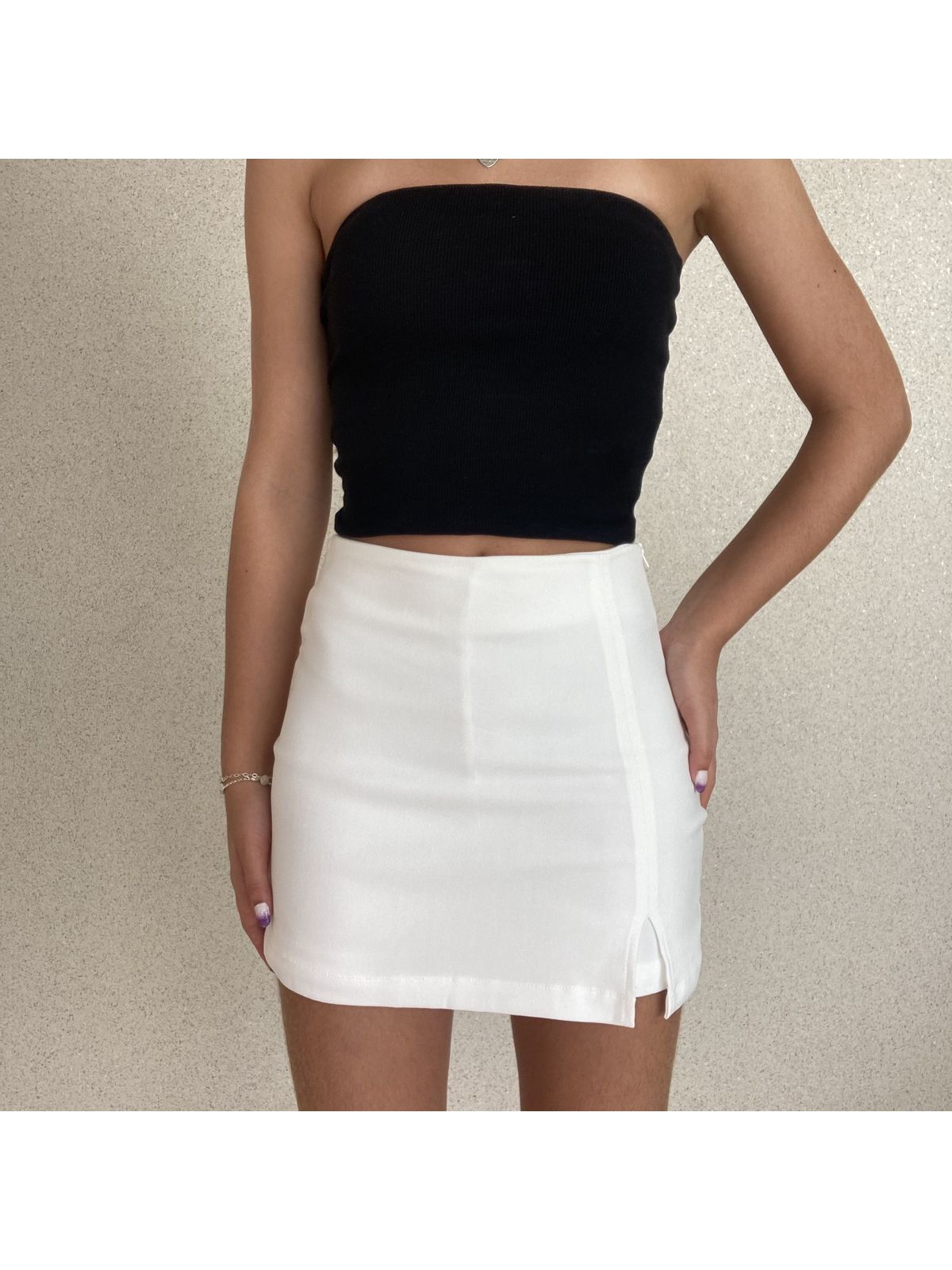 SHORTS SAIA UMA FENDA - TokTeen