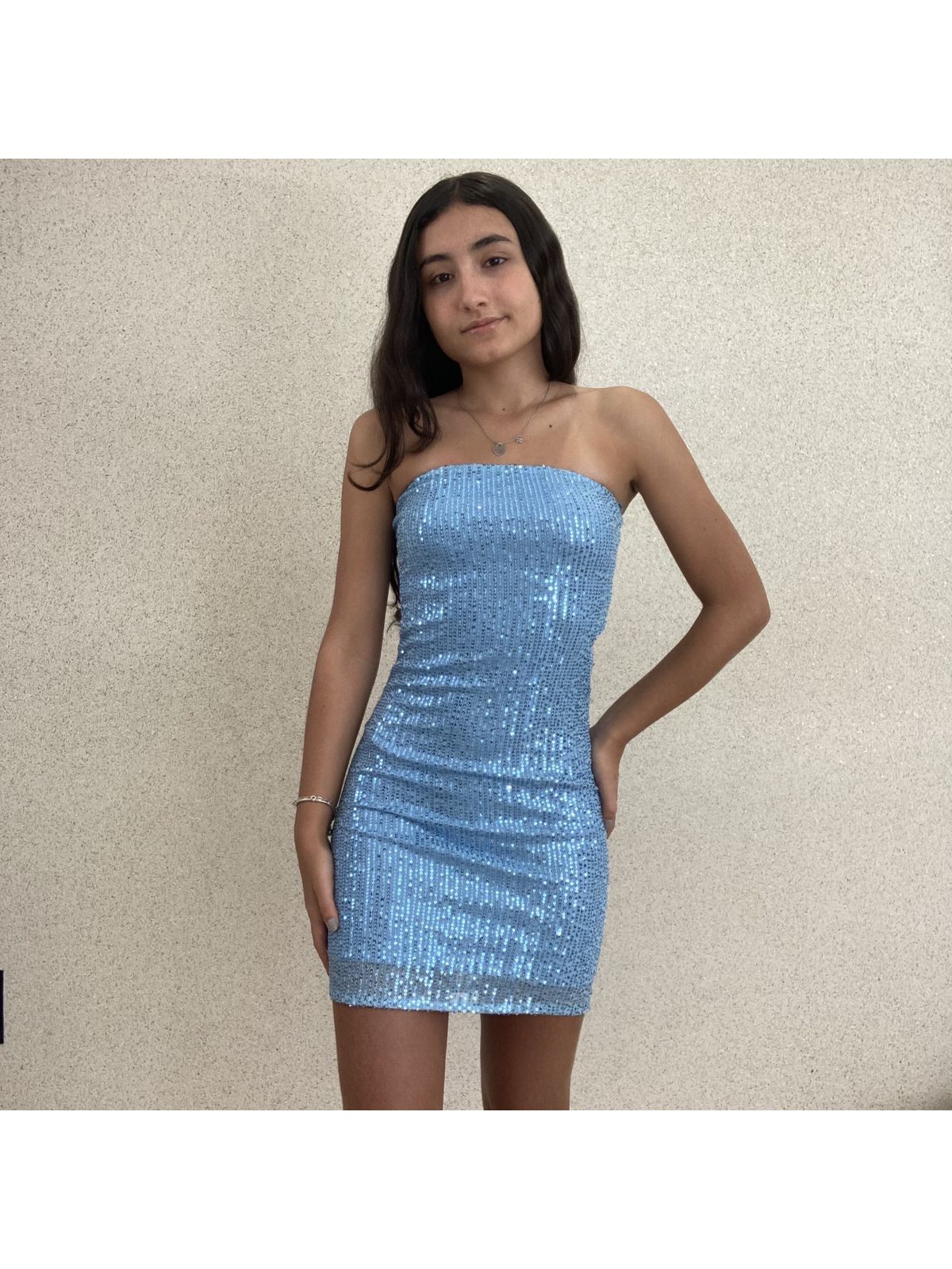 VESTIDO PAETE GOTA - TokTeen