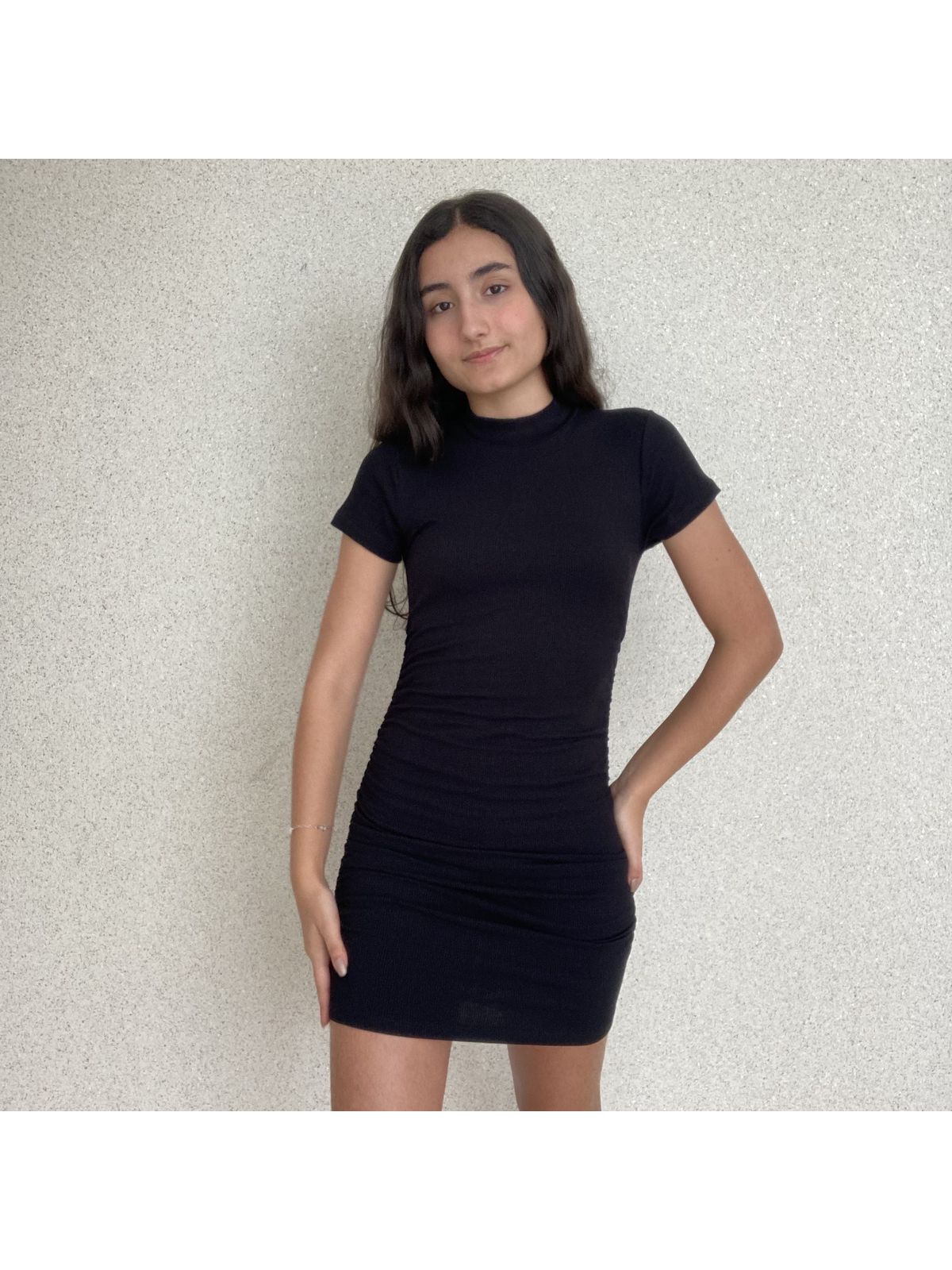 VESTIDOS TUBINHO GOLA - TokTeen