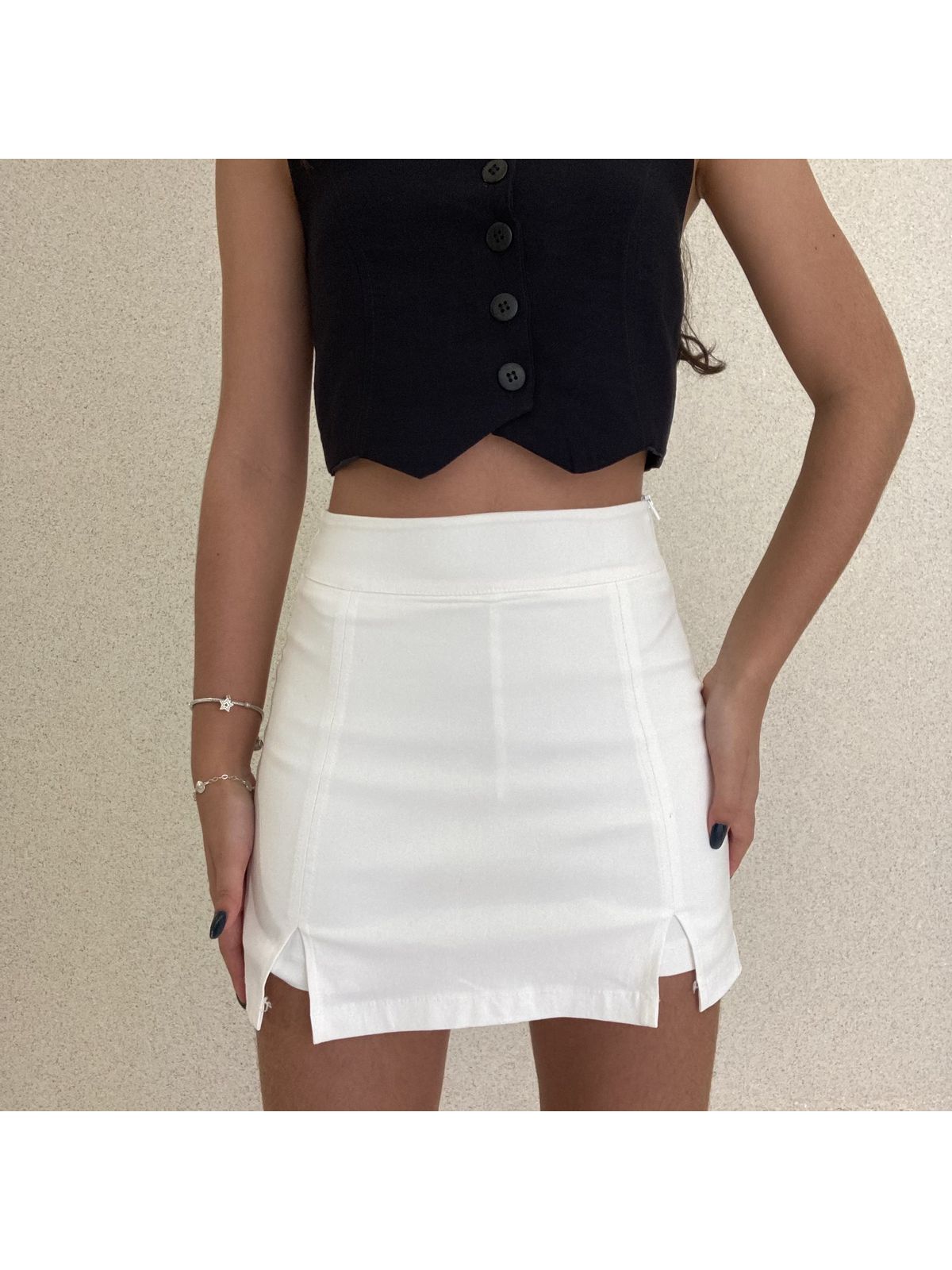 SHORTS SAIA DUAS FENDAS - TokTeen