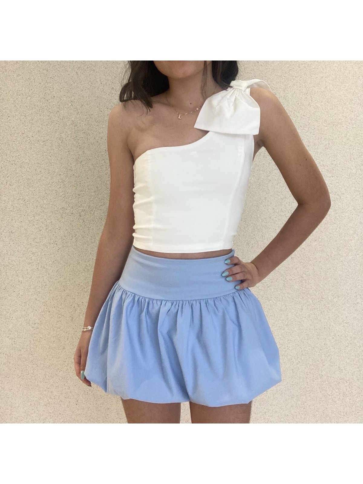 SAIA BALONE - TokTeen