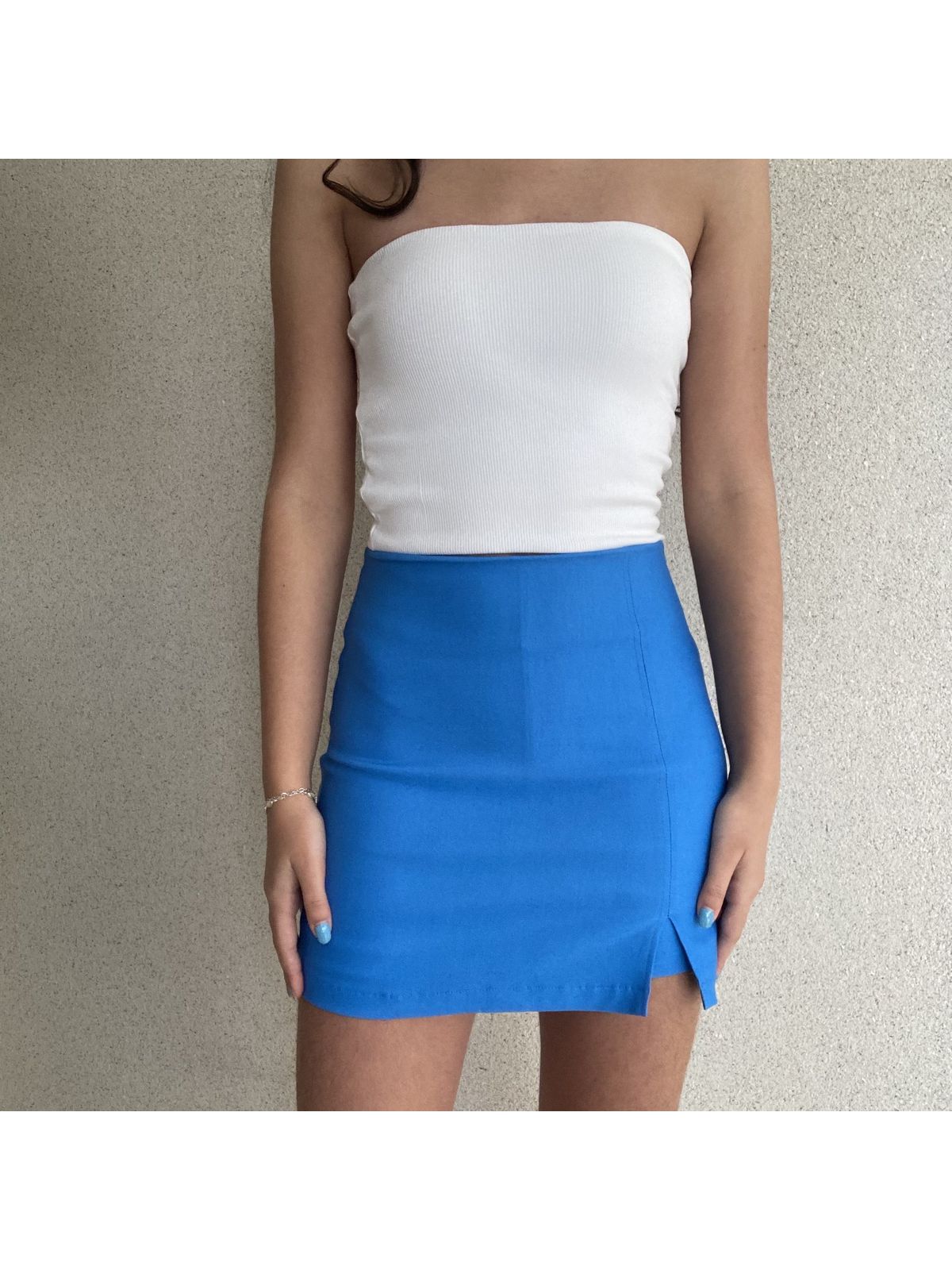 SHORTS SAIA UMA FENDA