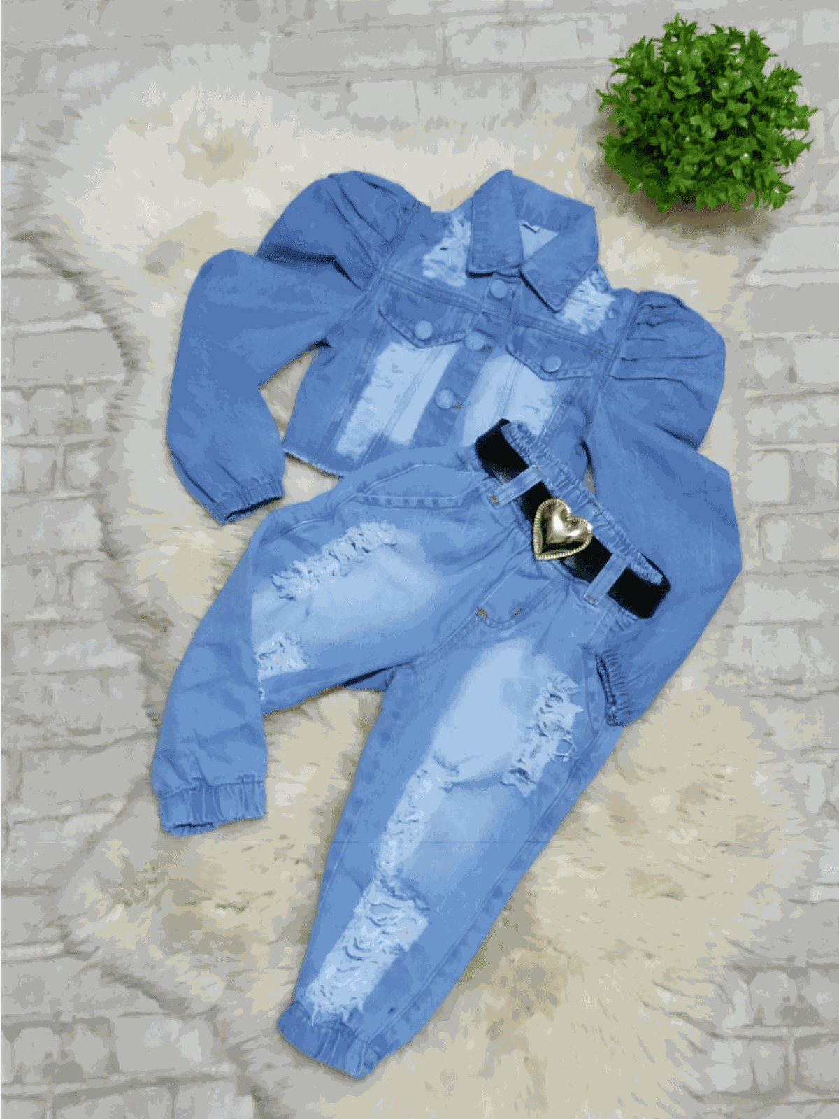 Conjunto Jaqueta Bufante + Calça jogger Jeans Lari... - Isa Cintra Moda Infantil