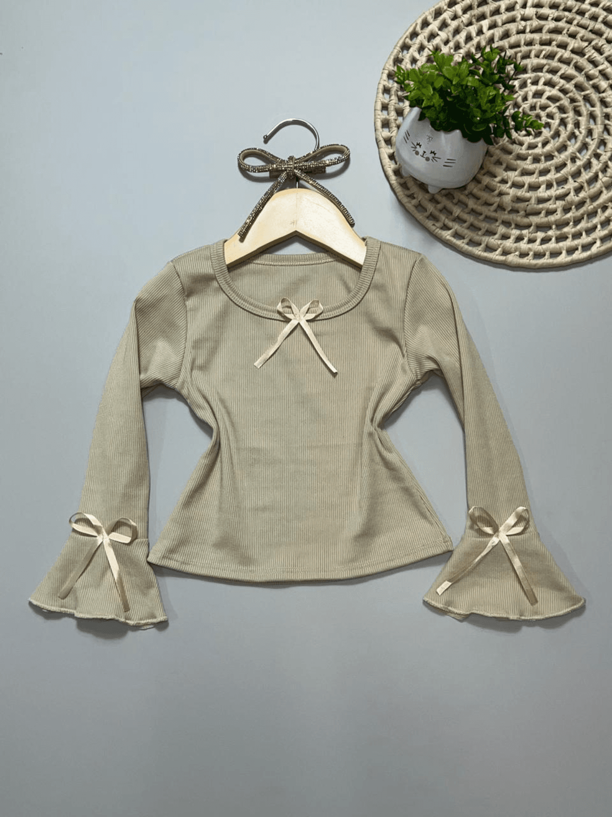 Blusa Laço Manga Longa Bege - Isa Cintra Moda Infantil