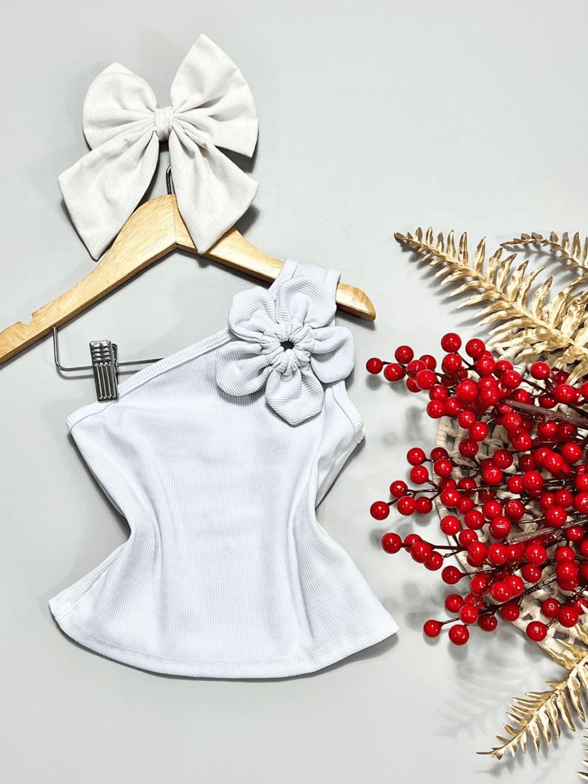 Blusa de Flor Branca - Isa Cintra Moda Infantil