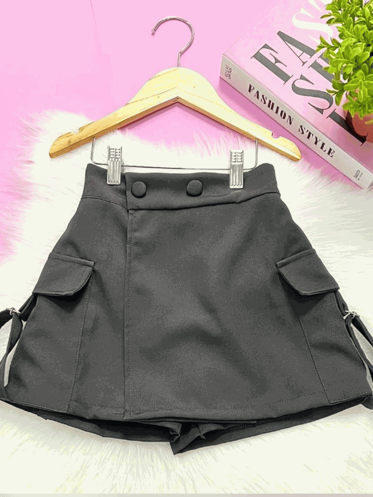 Short Saia Cargo Juvenil Preta - Isa Cintra Moda Infantil