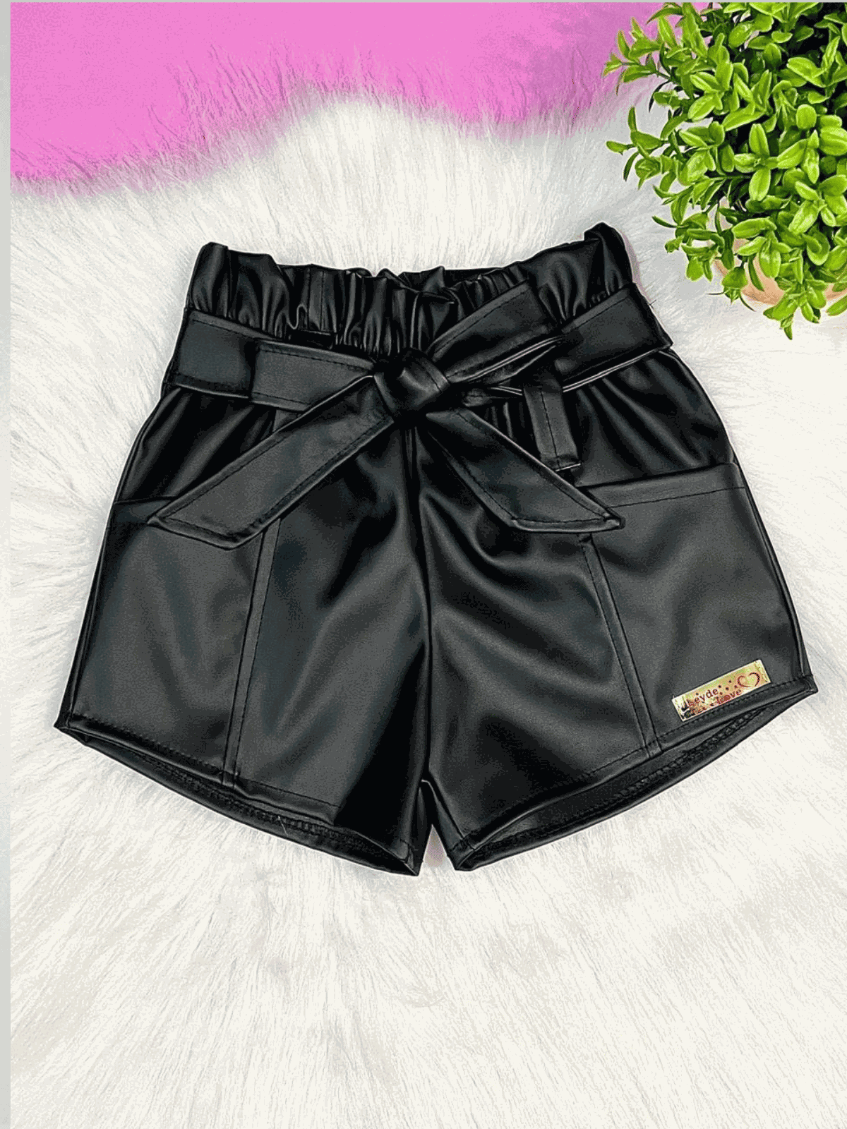 Short Clochard Couro Sintético Preto - Isa Cintra Moda Infantil