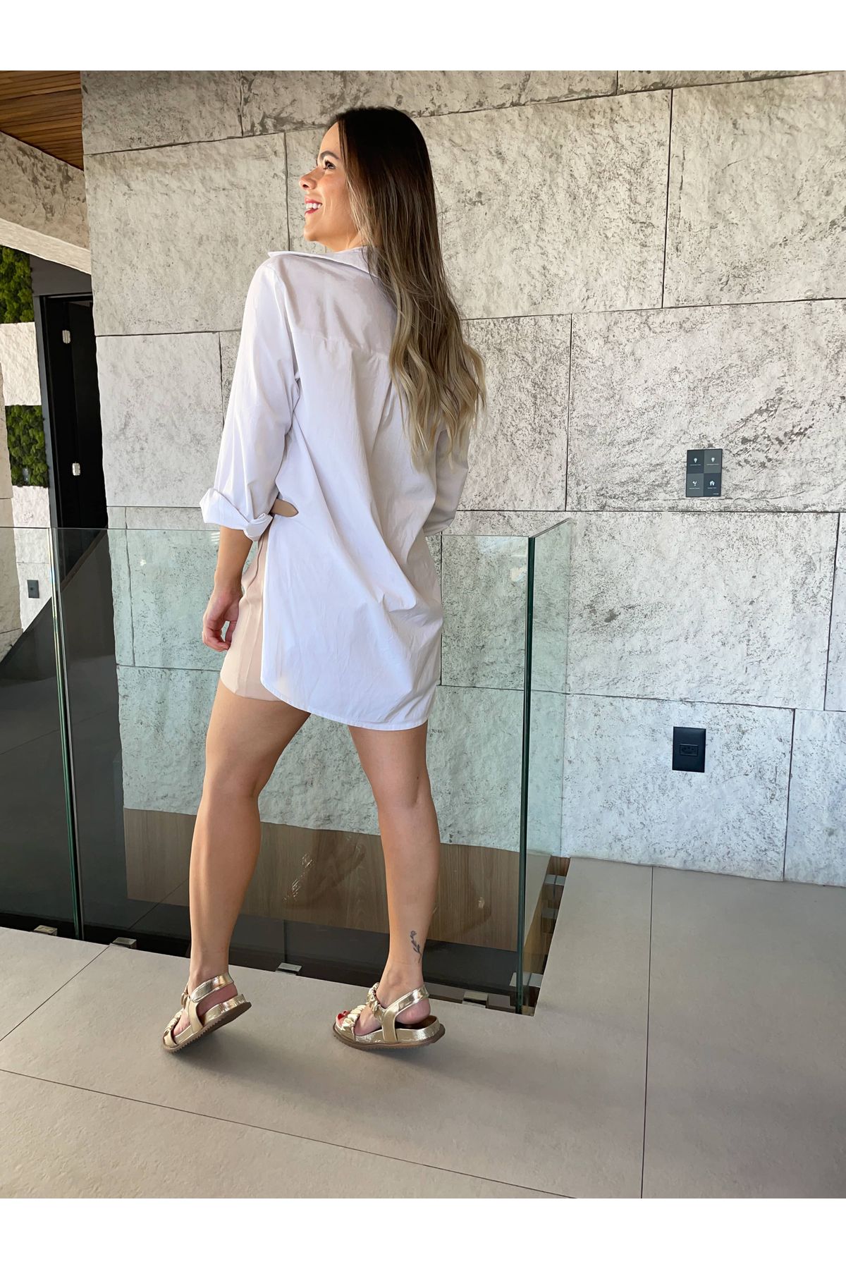 Camisa Beatriz ampla com bolso - Branca 