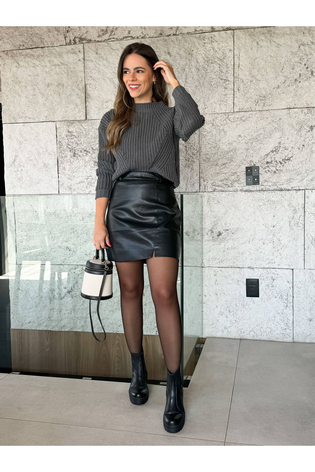 Blusa de Tricot Roberta - Cinza
