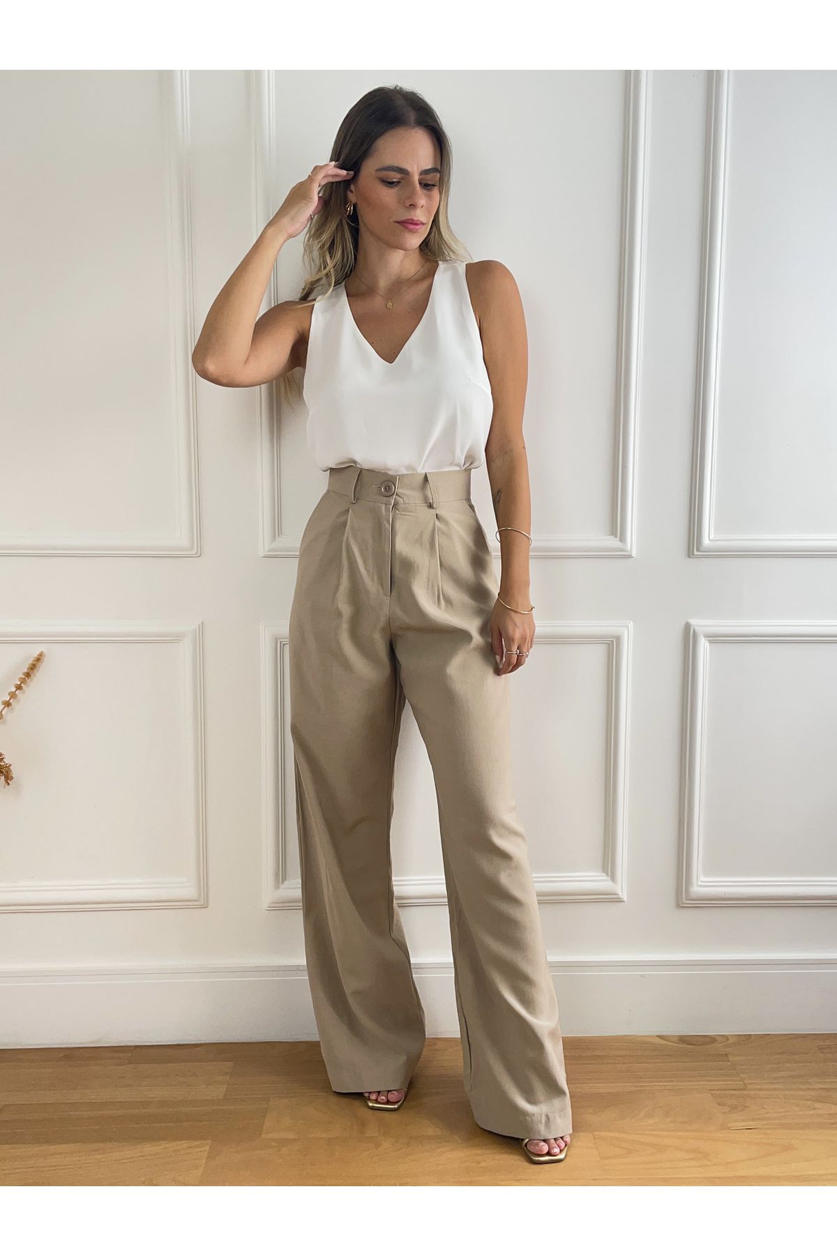 Calca Ava Alfaiataria Wide Leg caqui