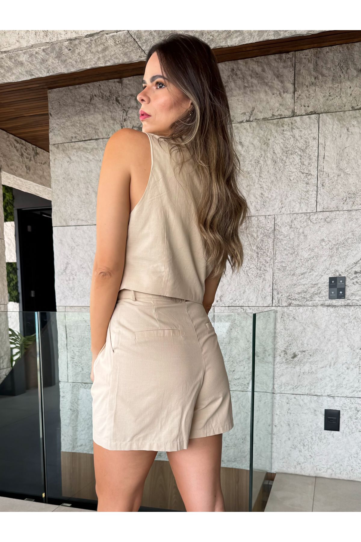 Short Emi Alfaiataria - Areia
