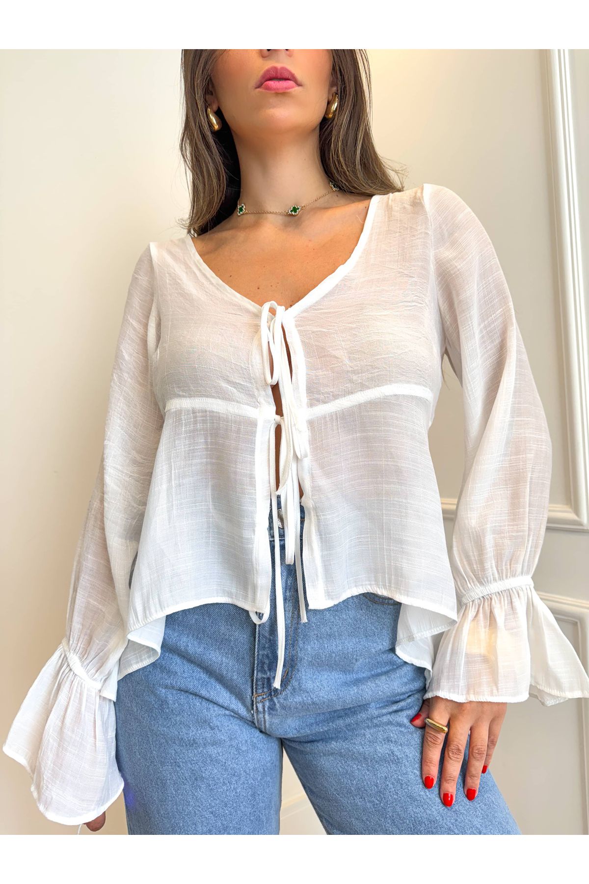 Blusa Claudia babados e amarração - Branca 