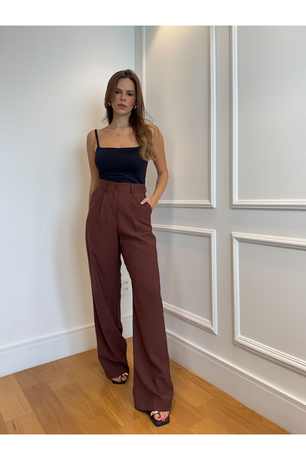 Calca Ava Alfaiataria Wide Leg - Marrom Café