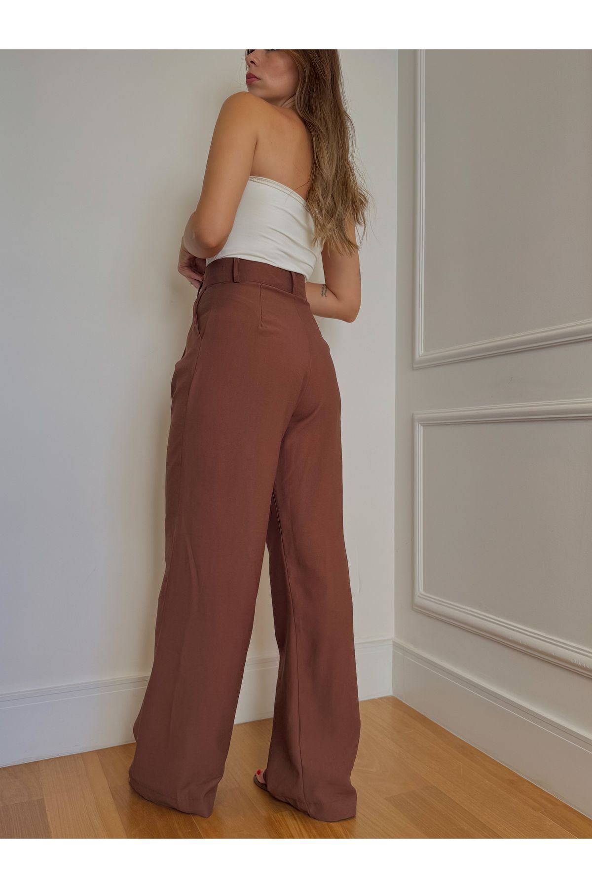 Calca Ava Alfaiataria Wide Leg - Marrom
