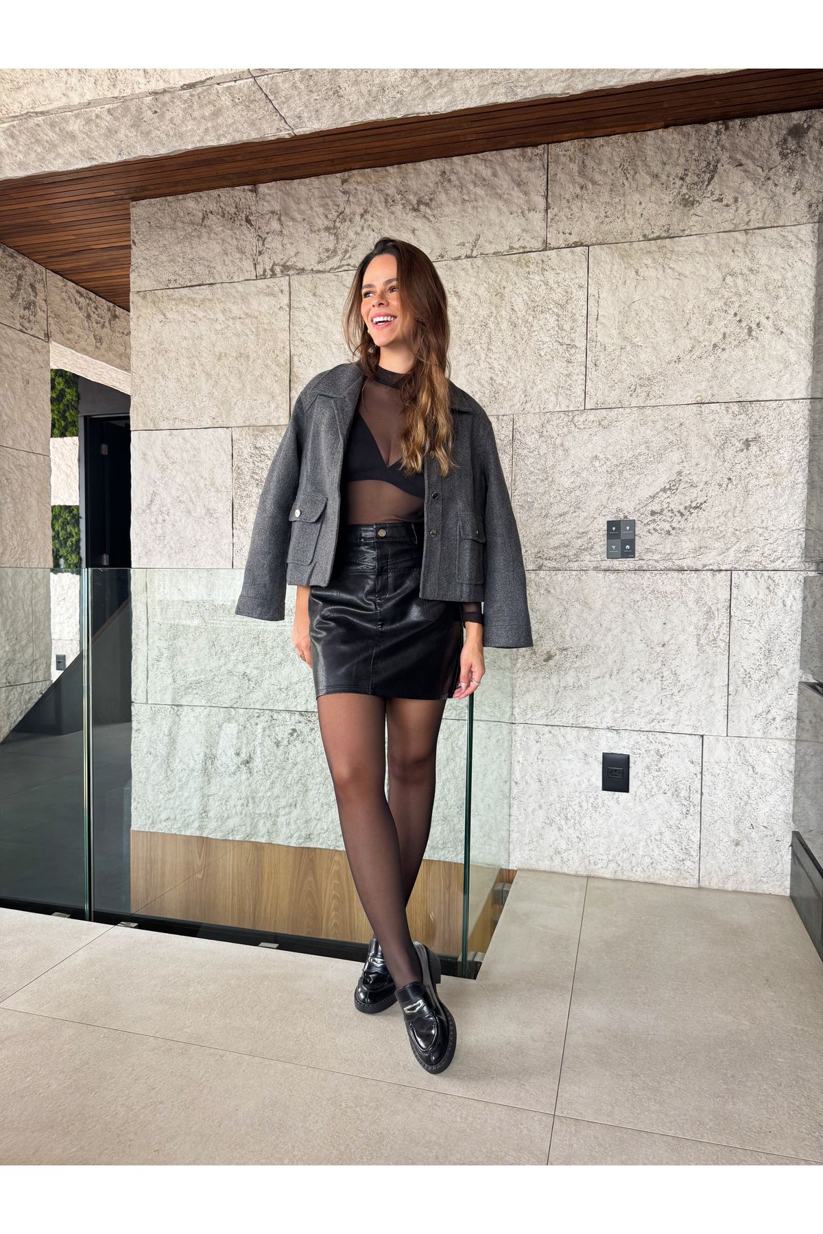 Saia Liliana PU - Preto 
