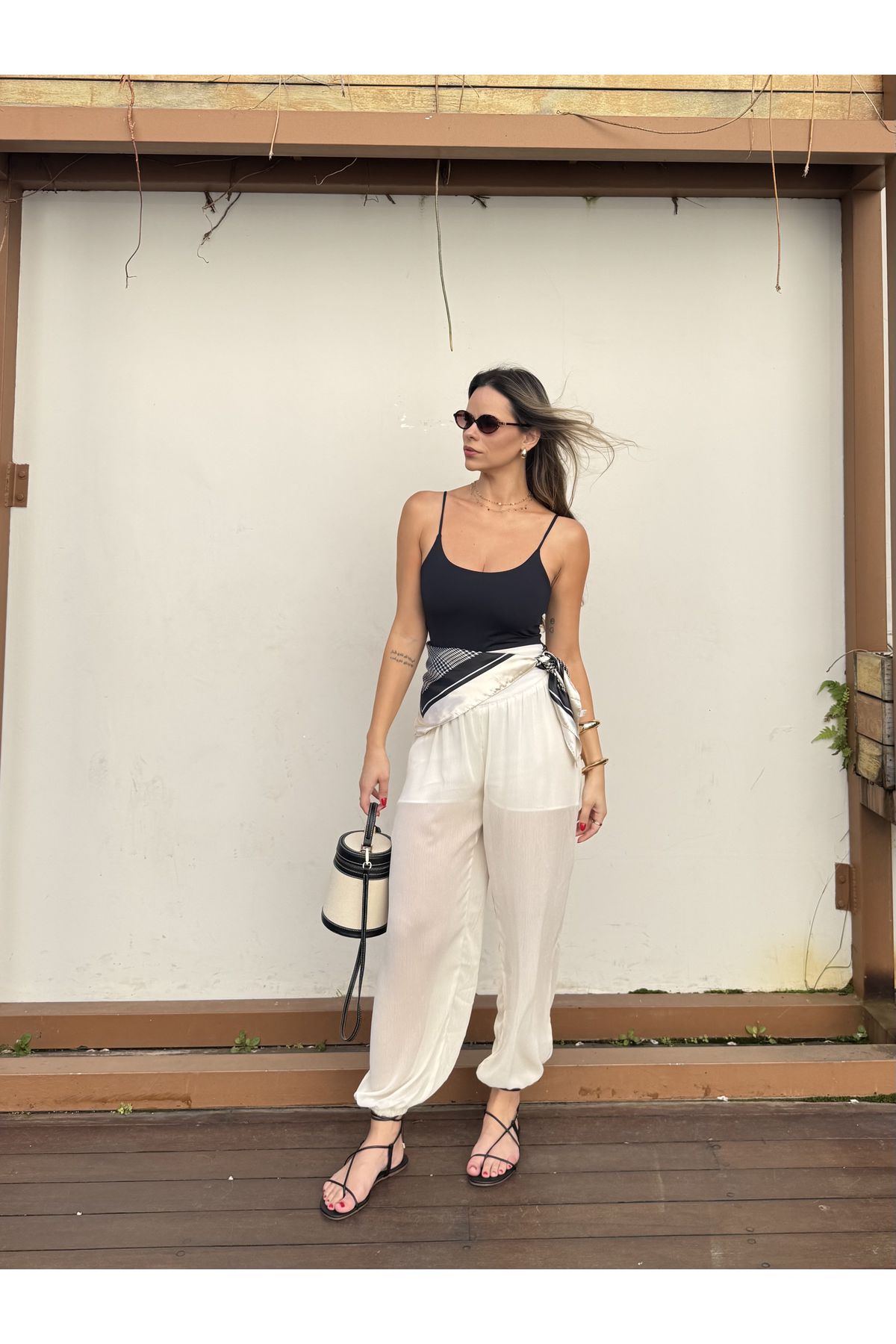 Calca Carlota aladim - off white