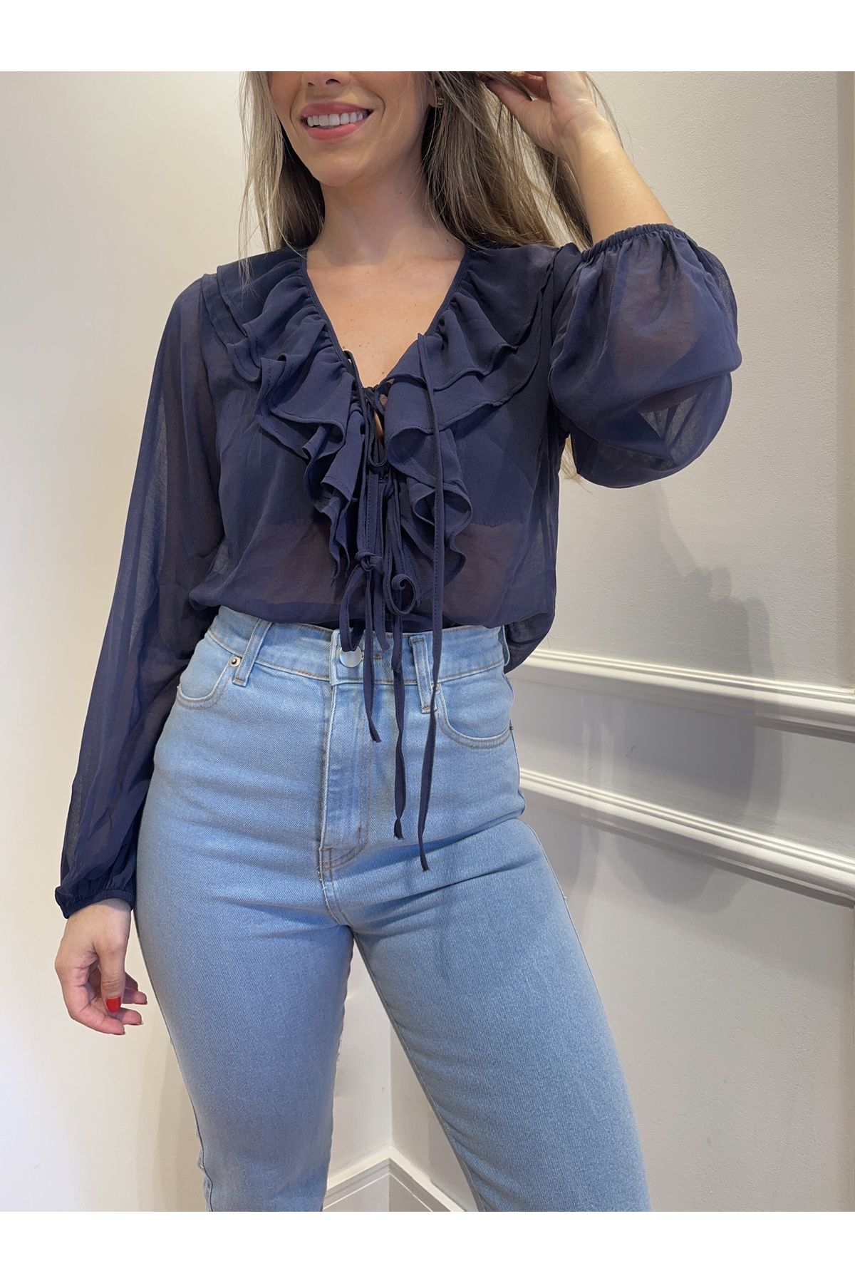 Blusa Clarisse manga longa com bab e amarração transparência - Azul 