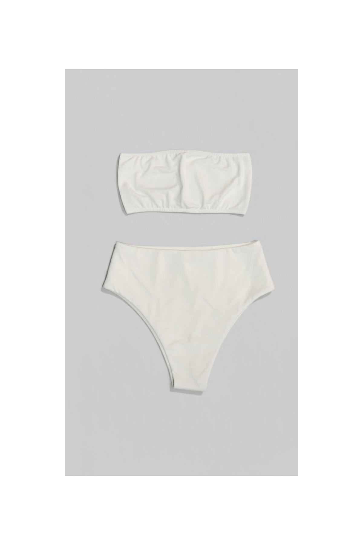 Vestido Janaina croche vazado - Off White detalhe dourado