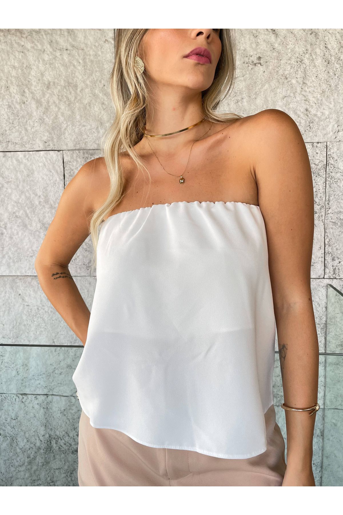 Blusa Giany sem alças - Branca