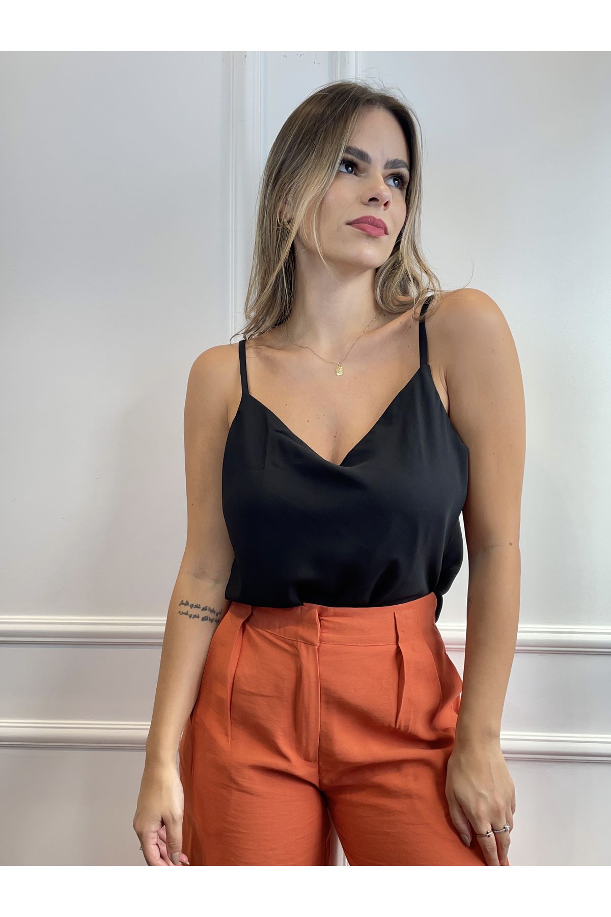 Blusa Gizza Regata Basica - Preta