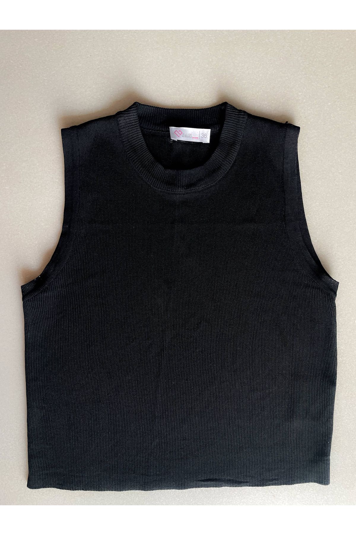 Blusa July regata com tecido canelado - Preto