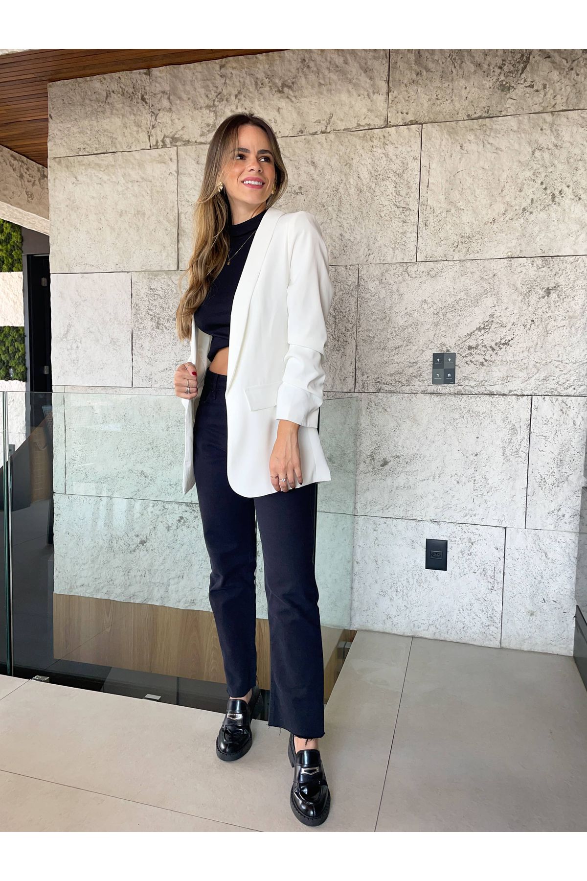 Blazer Giulia Alongado Com Manga 7/8 drapeada - Branco