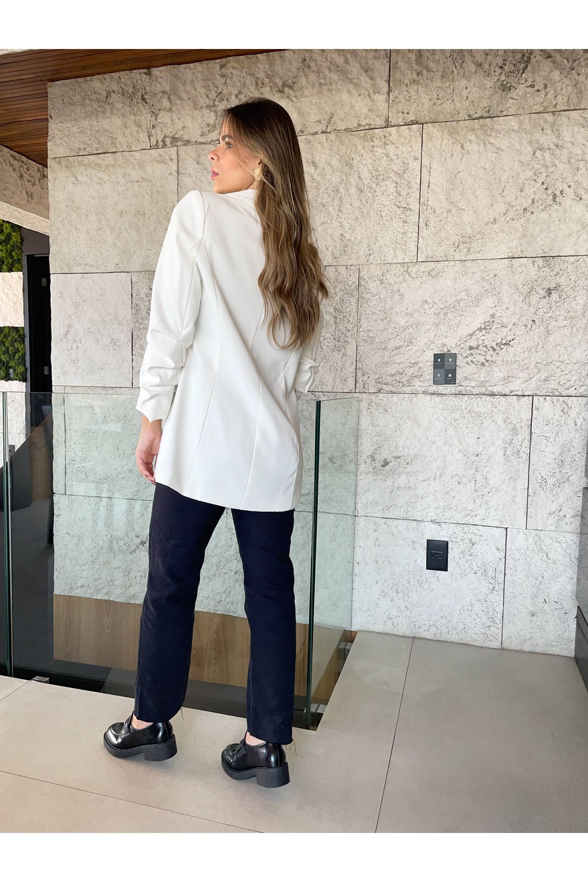 Blazer Giulia Alongado Com Manga 7/8 drapeada - Branco