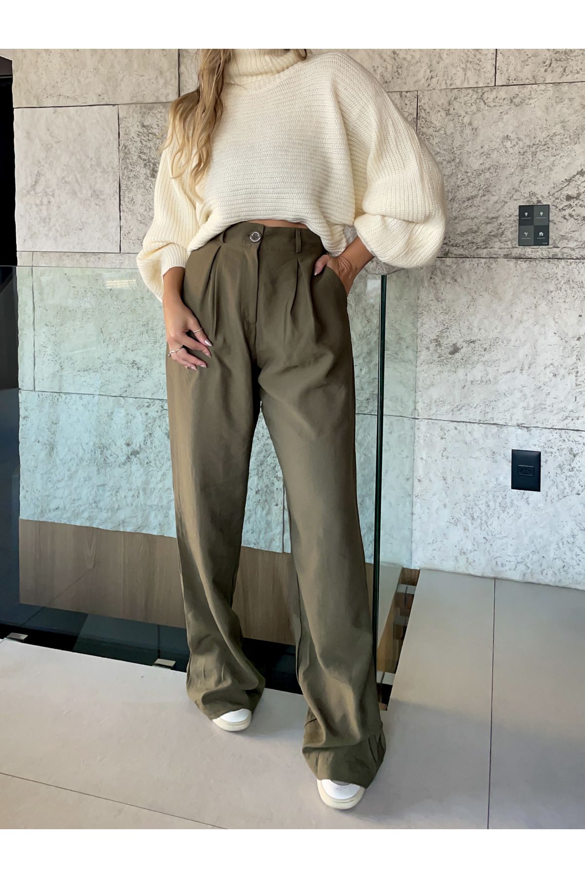 Calca Ava Alfaiataria Wide Leg - Verde Militar