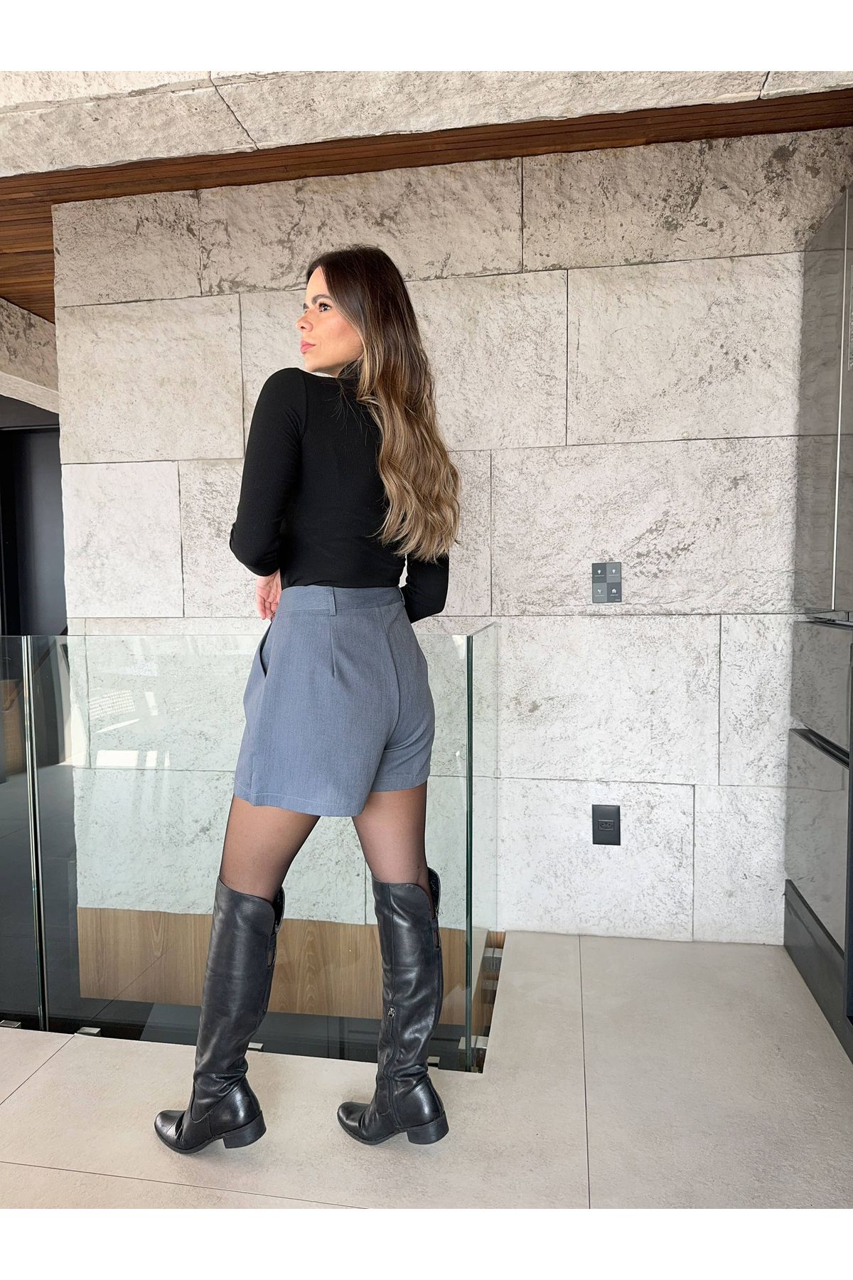 Short Hanna Alfaiataria - Cinza
