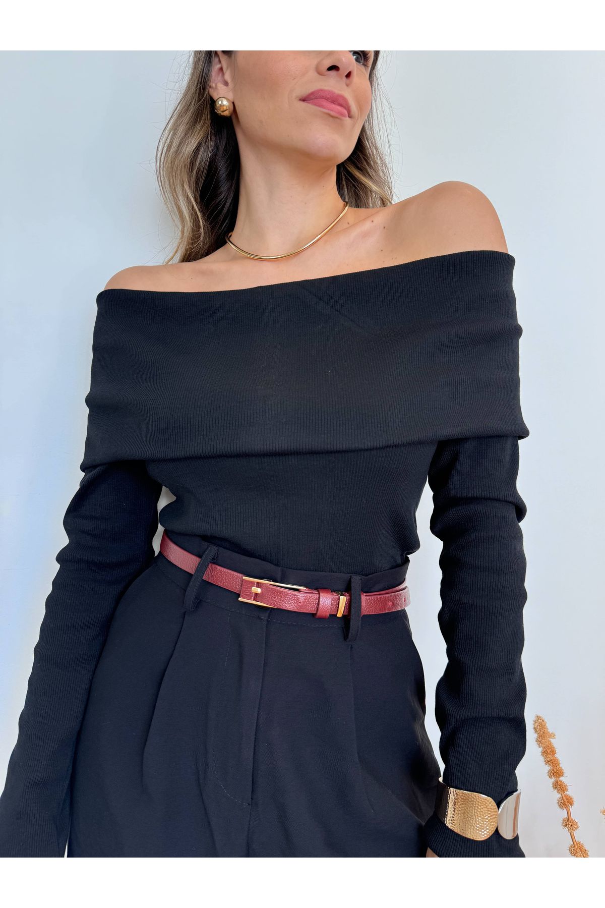 Blusa Carolina ombro a ombro canelada - Preto