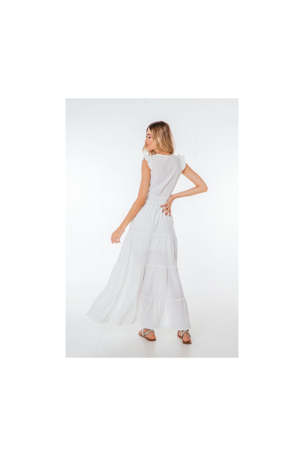 Vestido Babi longo com decote V lastex na cintura camadas na saia e babado na manga
