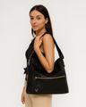 Bolsa De Ombro Média Laura - Black 