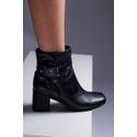 Bota Madeline Preta