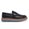 Loafer Orion Couro Preto Sola Tratorada 