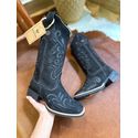 PRONTA ENTREGA - BOTA TEXANA EM COURO NOBUCK PRETO BORDADO RAMOS ALL BLACK