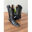 BOTA TEXANA EM COURO LÁTEGO PRETO BORDADO BEGE BICO FINO SOLADO DE MADEIRA
