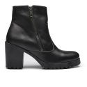 Bota Feminina Couro Cano Médio Tratorada Preta