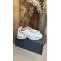 Tênis New Balance 530csb branco e rosa