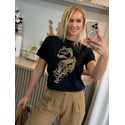 T-shirt Lez a Lez Com Bordado Preto 3107
