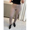 Calça Vanews Skinny Em Ponto Roma Fendy 