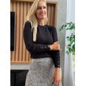Blusa Básica Com Babados Na Gola Preto