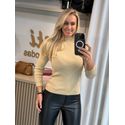 Blusa Abenção Básica Com Gola Alta Bege 