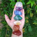 KIT 7 CHAKRAS PEDRAS ROLADAS 3 A 4 CM