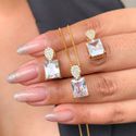 Conjunto quadrado de zircônia com detalhe de gota cravejada