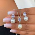 Conjunto de pérola com zircônia em gota